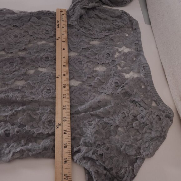 Aeropostale Lace Top Large Gray Floral Pullover Romantic Fairycore Whimsigoth - Picture 4 of 9